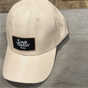 Leather beige hat